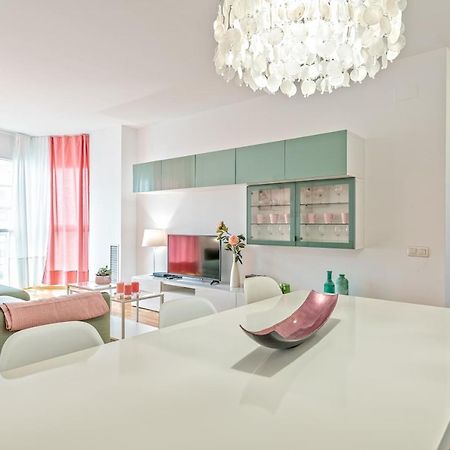 Cálido apartamento con piscina en Barcelona Ripollet Exterior foto