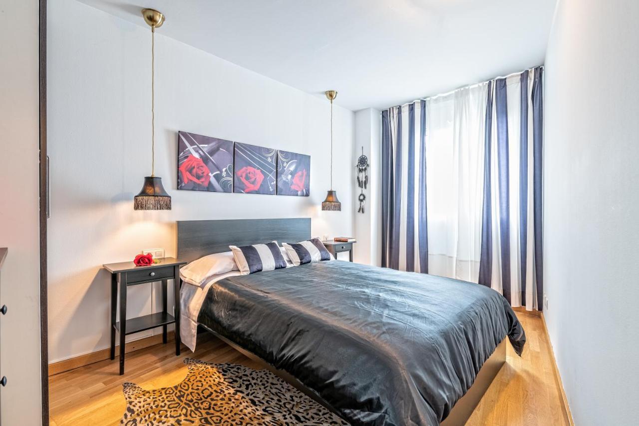Cálido apartamento con piscina en Barcelona Ripollet Exterior foto